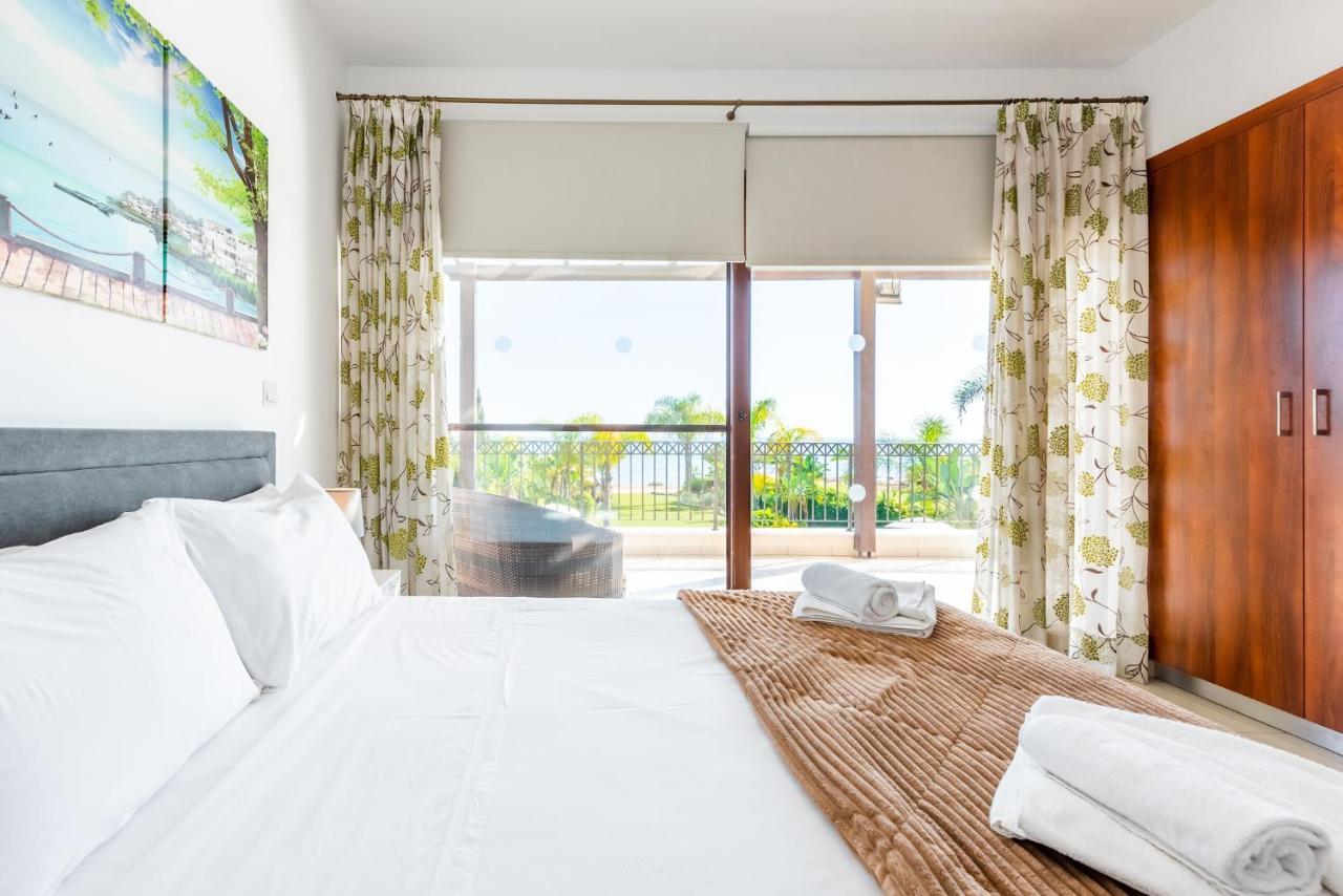 Sea Front Oceanus H2 By Ezoria Villas Ayia Napa Exterior photo